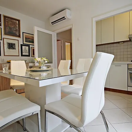 Puhov Apartman *