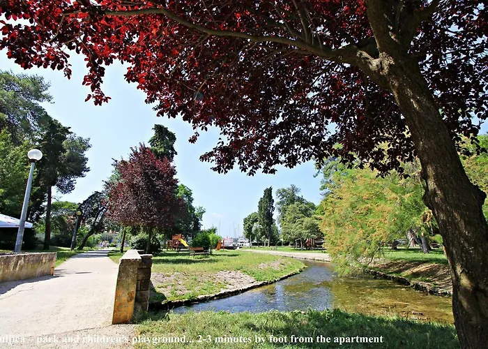 Puhov Апартаменты Задар